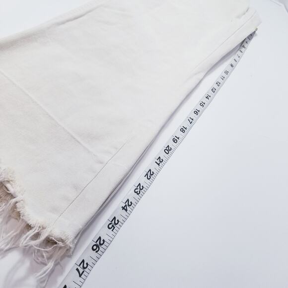 AMO Jeans Bella Vintage White Frayed Hem High Rise Denim - Picture 6 of 14